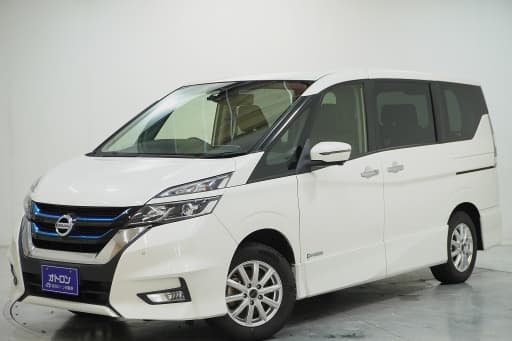 日産 セレナｅ－ＰＯＷＥＲ　ハイウェイスター　Ｖ　防水シート車