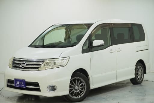 日産 セレナハイウェイスター　Ｖセレクション