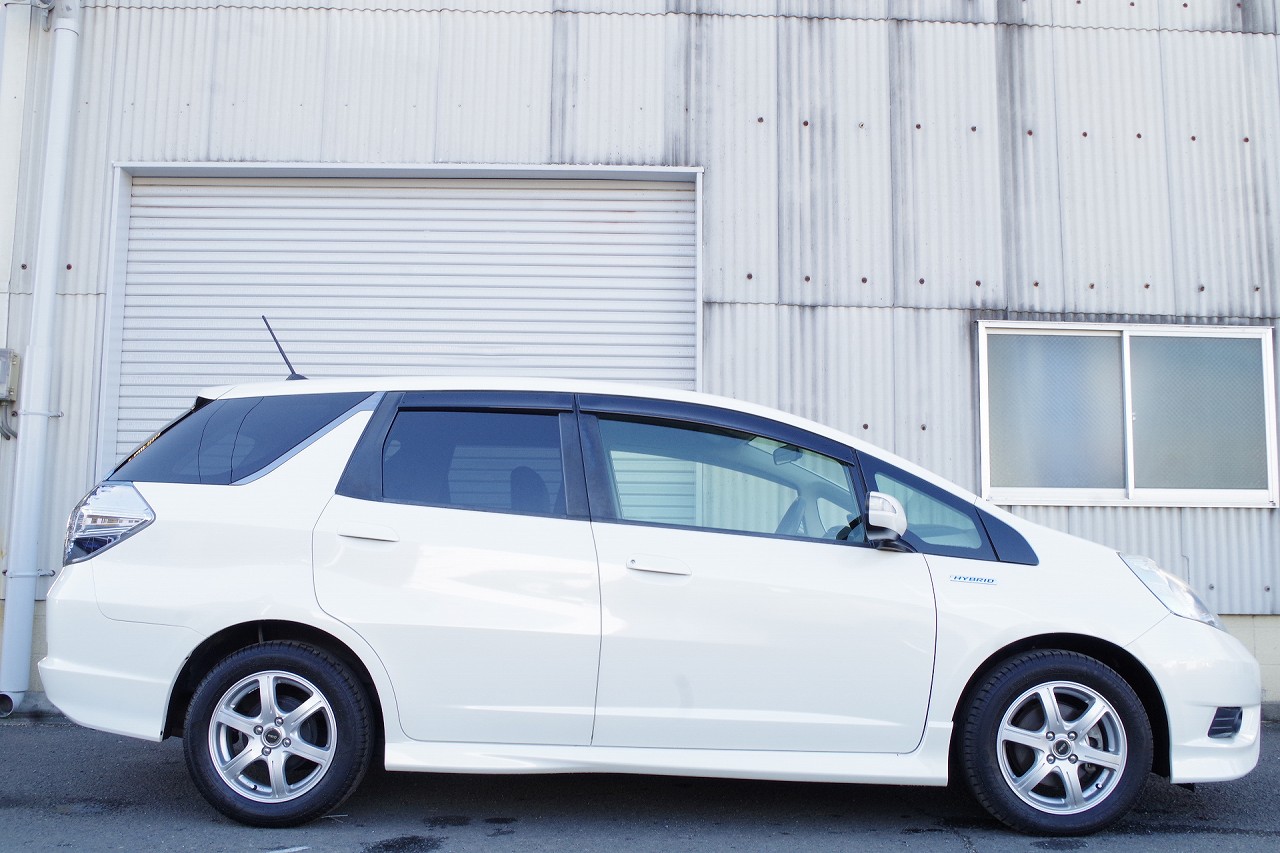 ホンダ フィット シャトル ハイブリッド ファインラインの中古車詳細情報 自社ローン専門の中古車販売店オトロン 旧 くるまのミツクニ