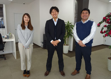 足立店の紹介