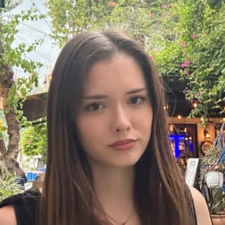 Ayten Ela E. — Hacettepe Üniversitesi İktisat (İngilizce), Jet Kampüs koçu
