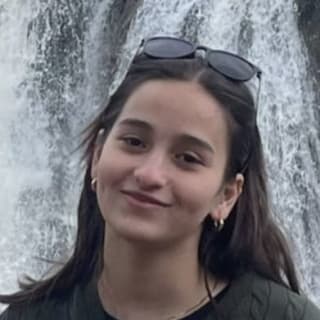 Zeynep E. — Marmara Üniversitesi Hukuk Fakültesi, Jet Kampüs koçu