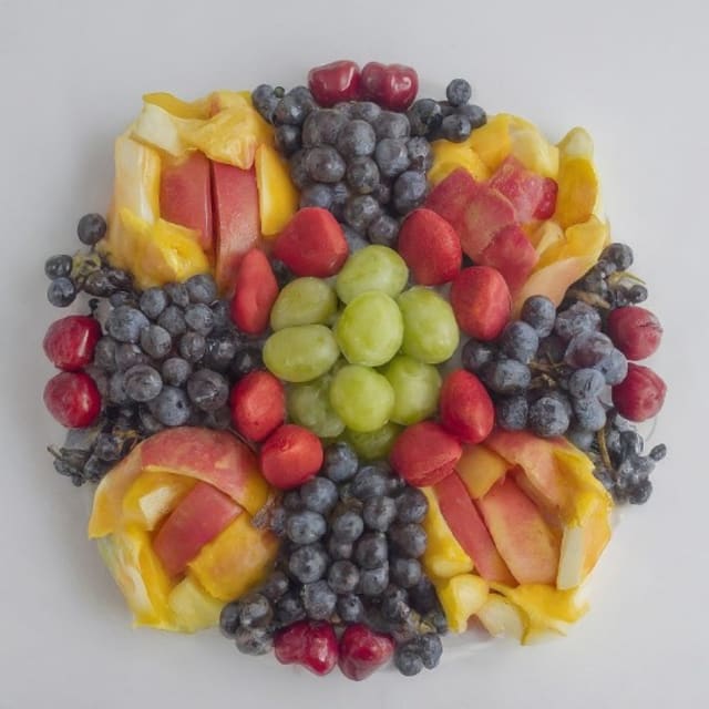 fruit platter for 5 people