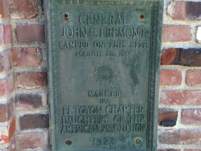 CHL No. 995 Trail of the John C. Fremont - plaque