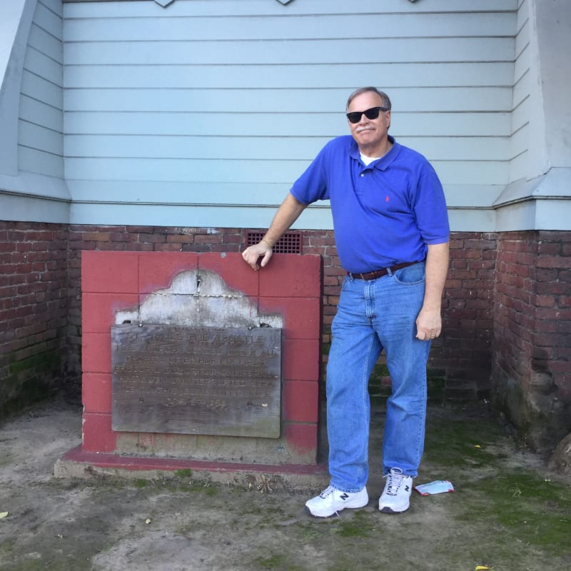 CHL #694 - Church of St. James the Apostle- State marker