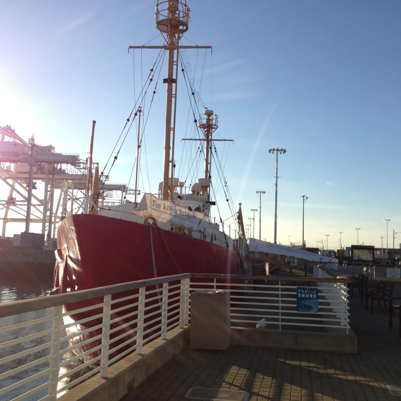 CHL #1036 Coast Guard Lightship WLV 605 - Relief 