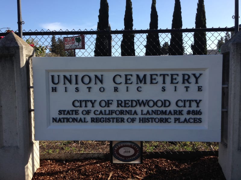 CHL NO. 816 UNION CEMETERY, Sign in Driveway