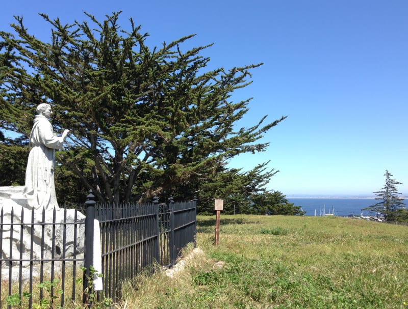 NO. 128 LANDING PLACE OF SEBASTIAN VIZCAINO AND FRAY JUNÍPERO SERRA, Statue