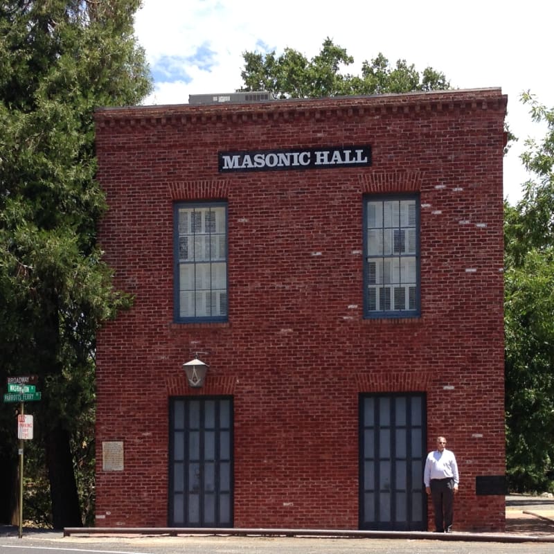 NO. 123 COLUMBIA - Masonic Temple