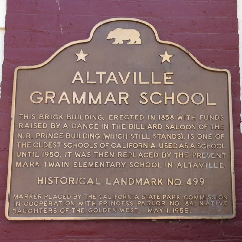 NO. 499 RED BRICK GRAMMAR SCHOOL - State Plaque