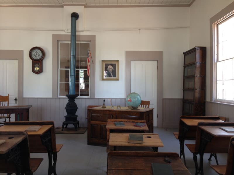 NO. 499 RED BRICK GRAMMAR SCHOOL - Interior