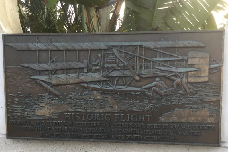 NO. 775 SITE OF FIRST WATER-TO-WATER FLIGHT - Private Plaque