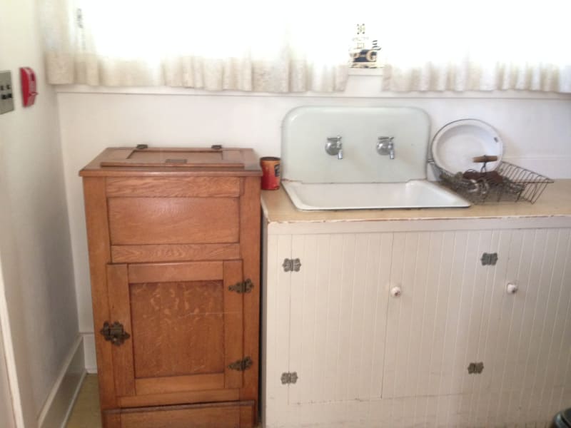 NO. 1015 RICHARD NIXON BIRTHPLACE - Kitchen Sink