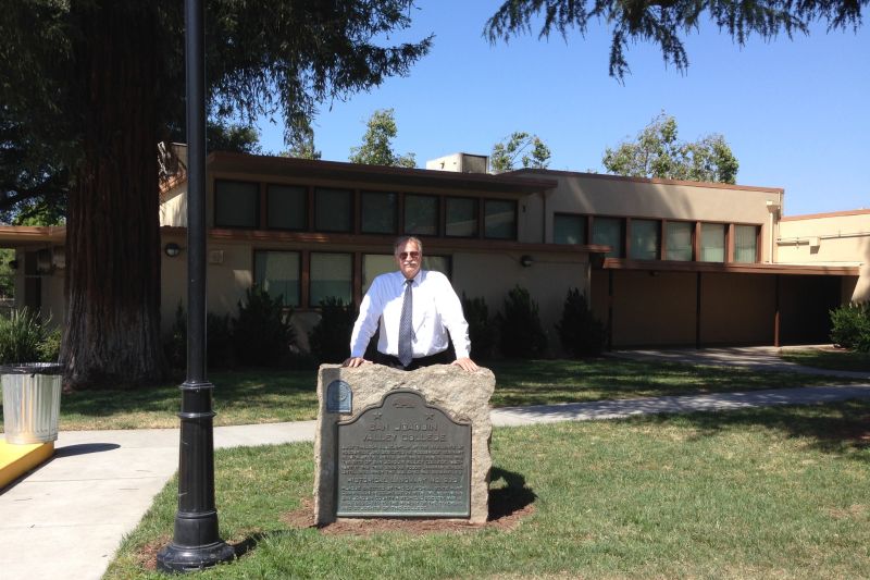 NO. 520 SAN JOAQUIN VALLEY COLLEGE - Marker