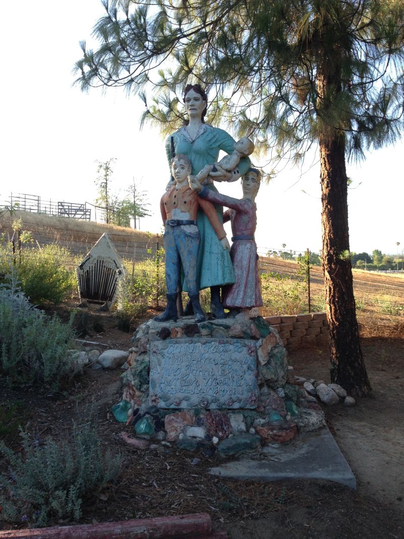 NO. 939 OLD TRAPPER'S LODGE - Madonna of the Trail
