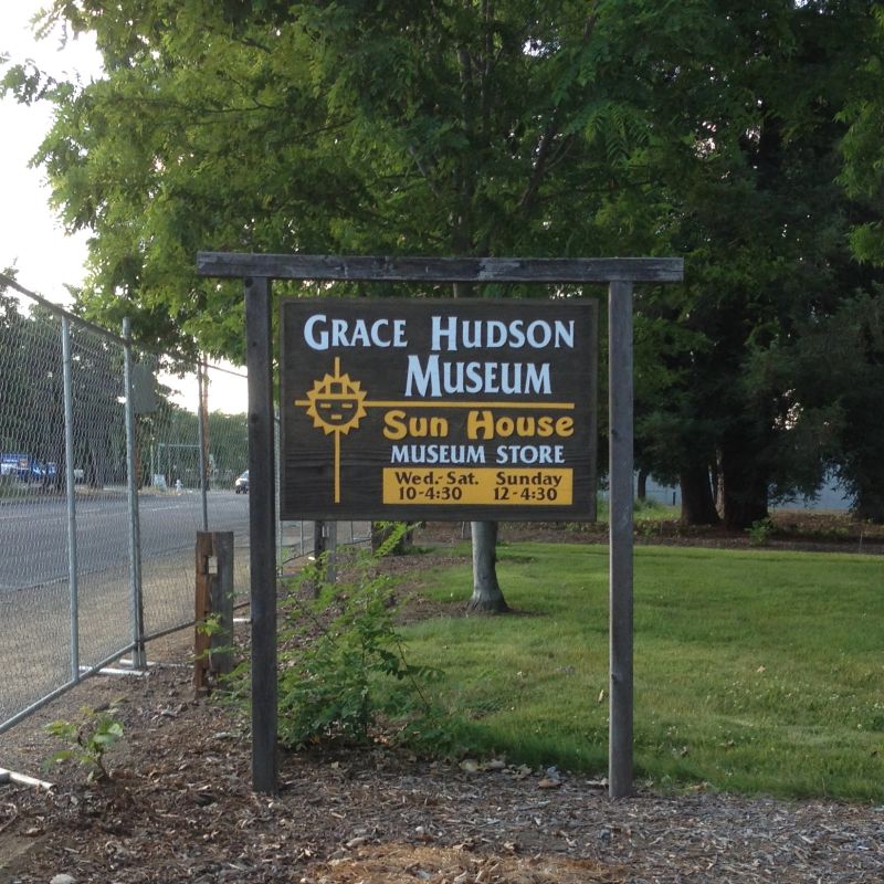 NO. 926 SUN HOUSE - Museum Sign