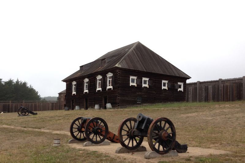 NO. 5 FORT ROSS - Canons in front of the Kuskov House