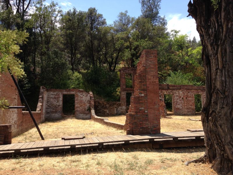 NO. 77 OLD TOWN OF SHASTA - ruins