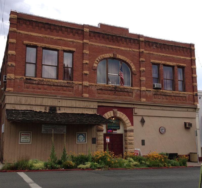 No. 901 YREKA - West Miner Street