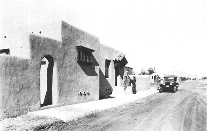 La Flecha House, circa 1925, Architect Lilian Rice on stairs. (Images © RSFHS)