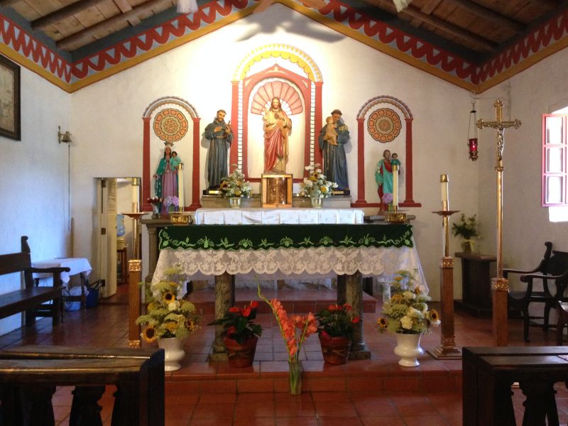 NO. 243 ASISTENCIA SAN ANTONIO DE PALA - Altar