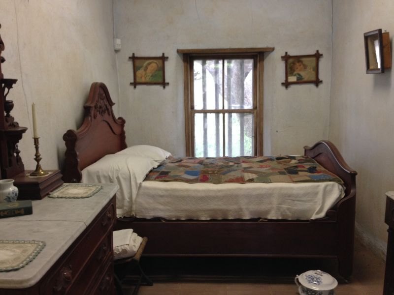 CHL #372 Adobe Palomares - Bedroom