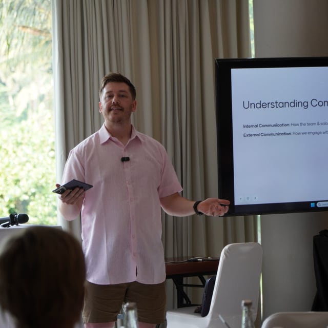 1:1 Coaching with Declhan, Salon Systems & Automation Expert