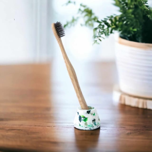 Toothbrush or Pen Holder