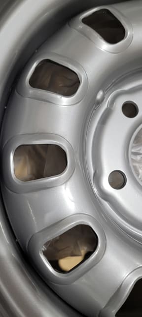 (MINOR BLEMISHES) 14X7 SILVER 12 SLOT STEEL WHEEL 5-114.3 PCD. 0ET