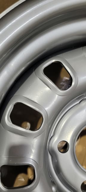 (MINOR BLEMISHES) 14X7 SILVER 12 SLOT STEEL WHEEL 5-114.3 PCD. 0ET