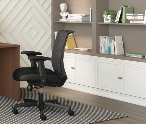 Mod desk with Convergence seating