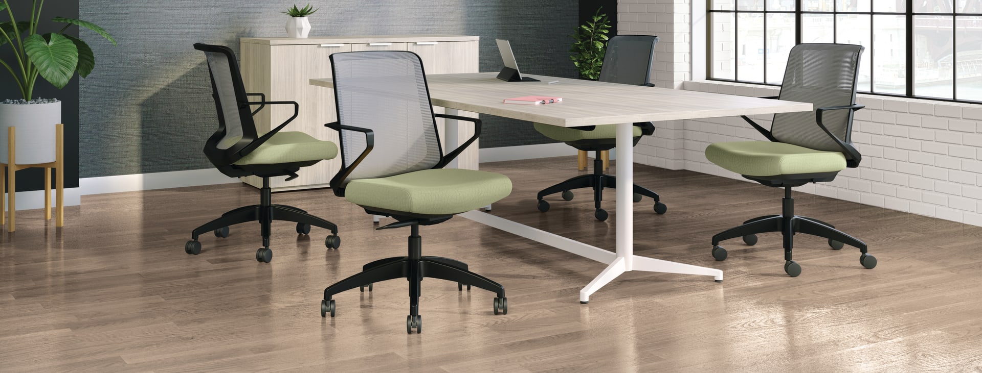 Cliq Brings People Together