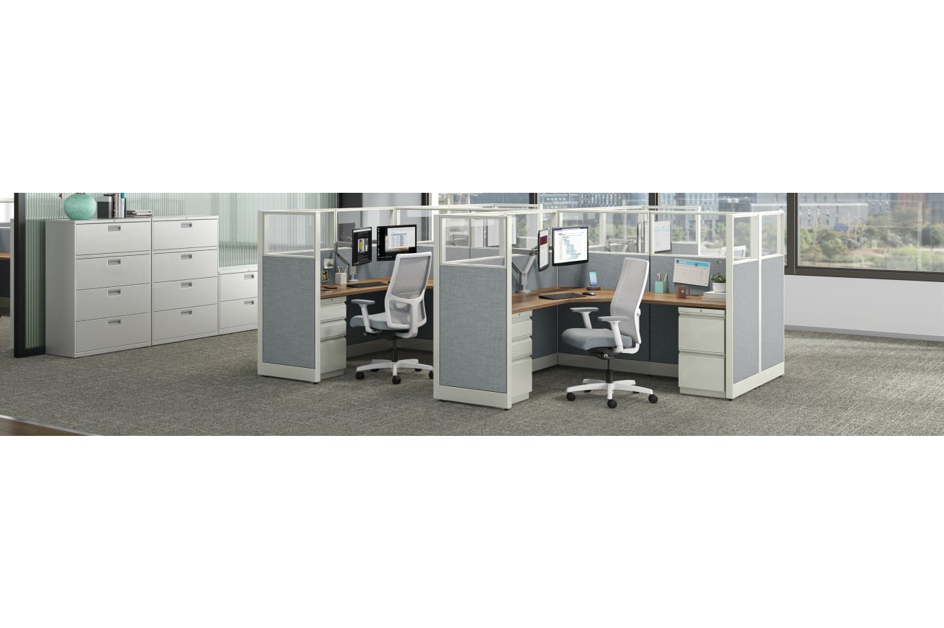 Accelerate workstations shown with Ignition task chairs and Brigade storage.