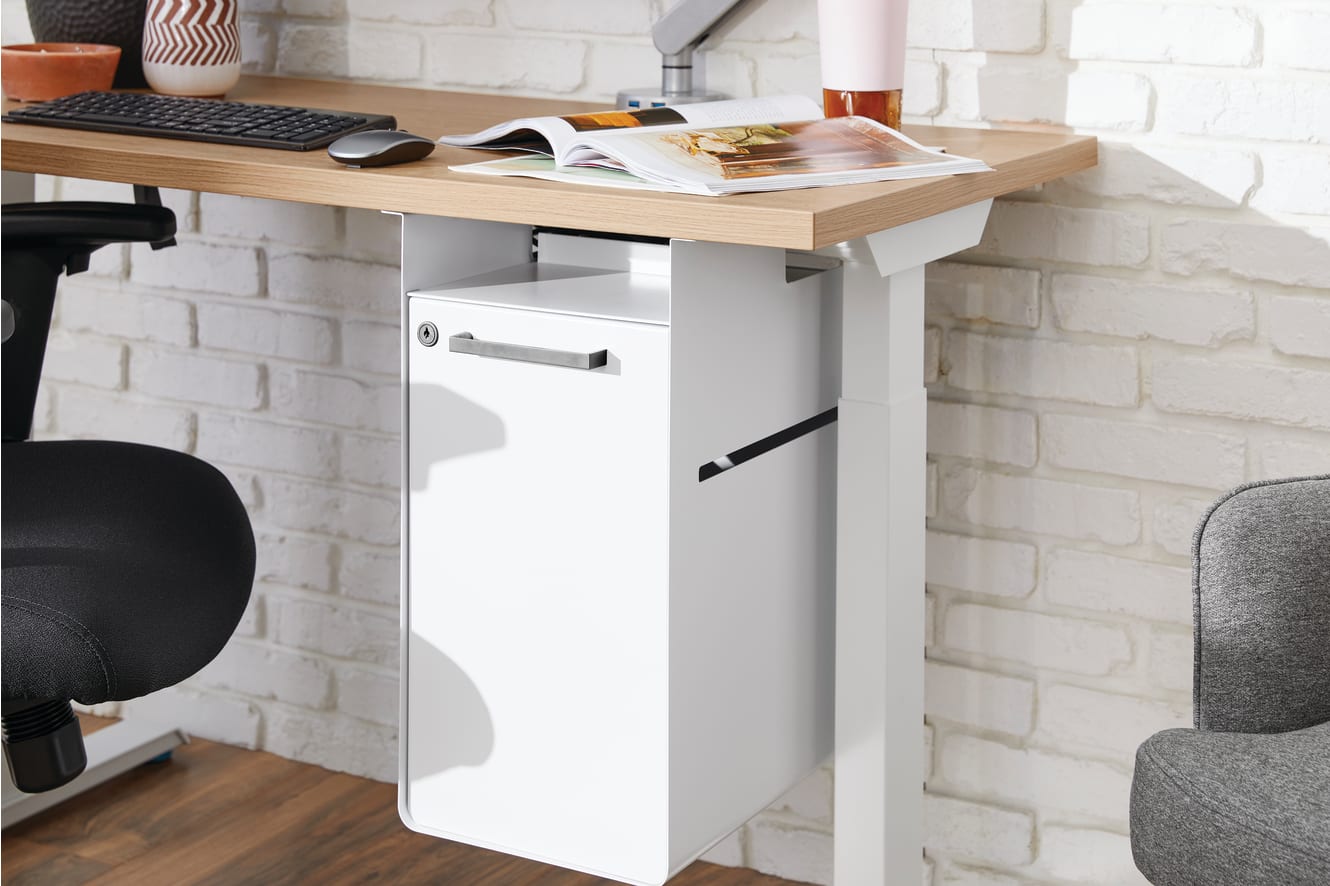 Fuse undermount storage in white