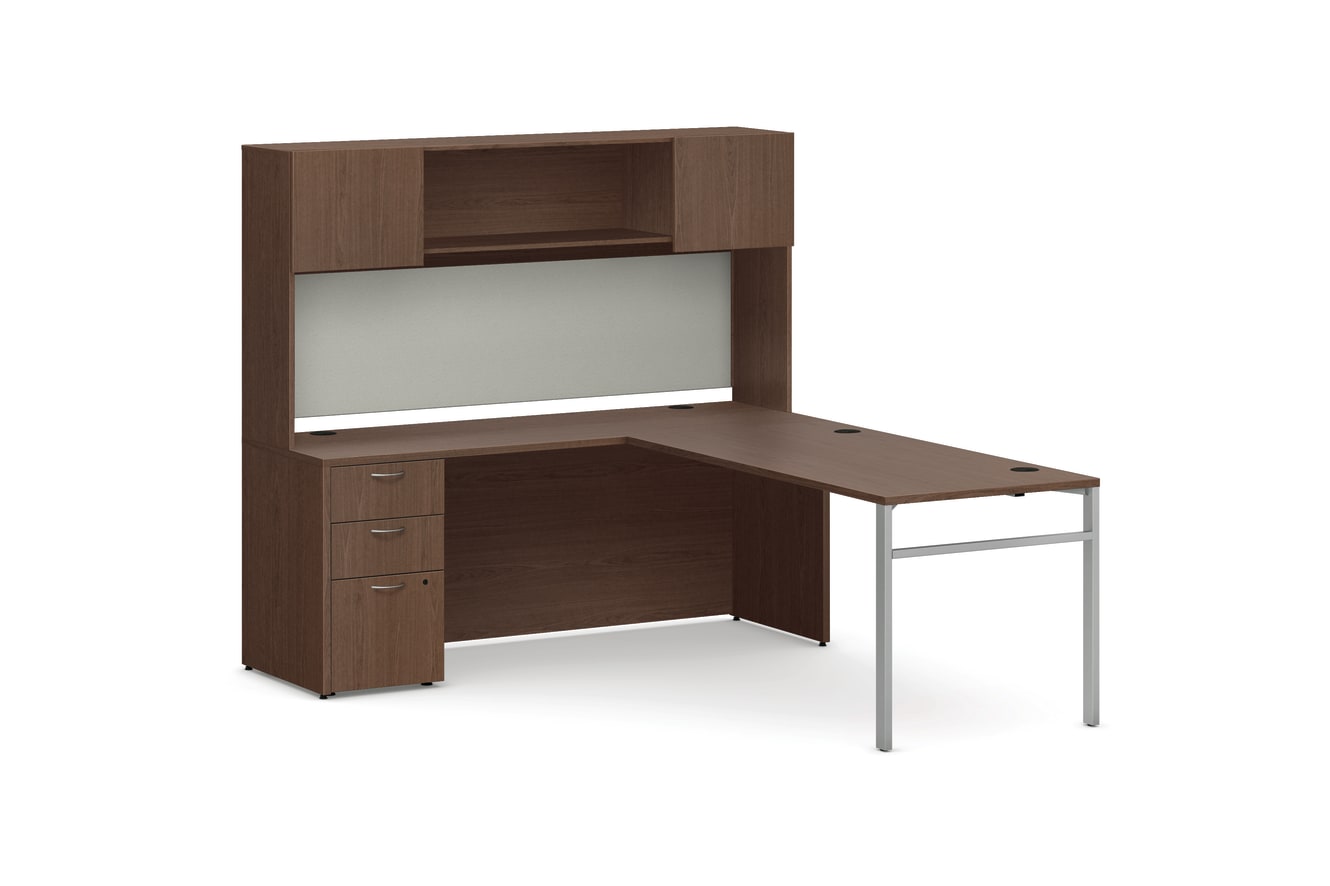 Mod L-Station Desk Typical With H-Leg