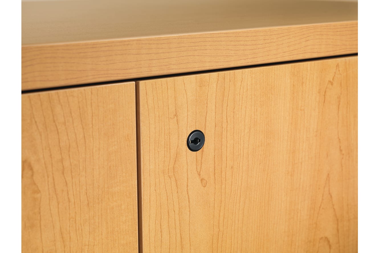 HON-10500Series-Lock-Detail-600-001