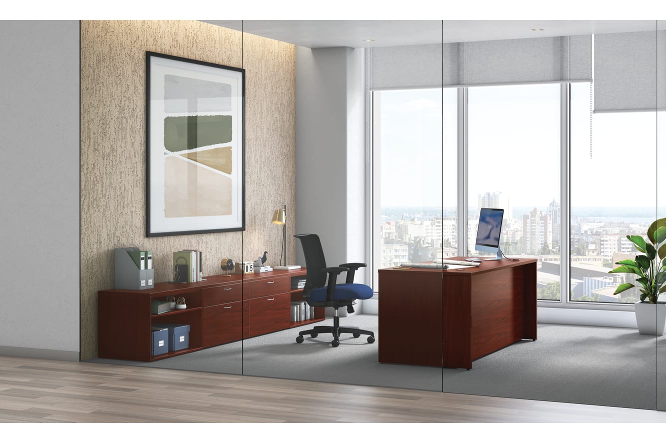 Mod desk with Convergence seating.
