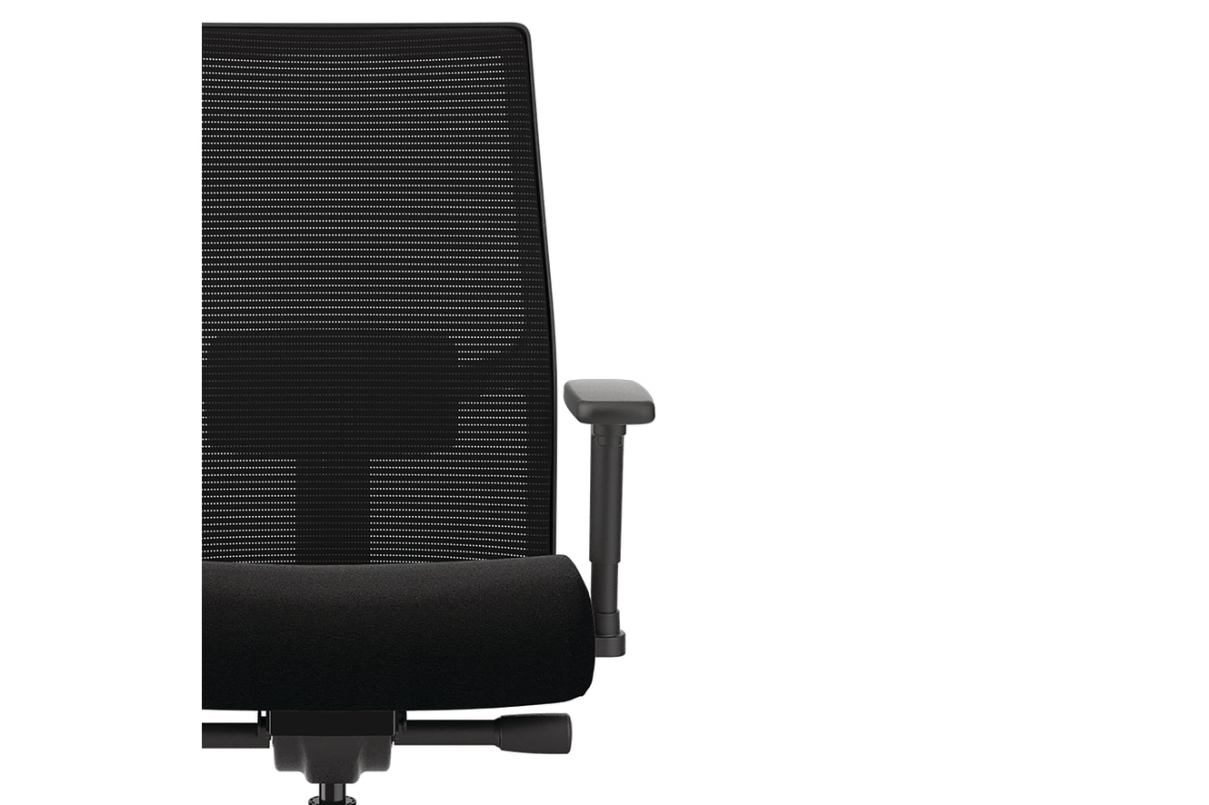 Ignition mesh task chair in Black