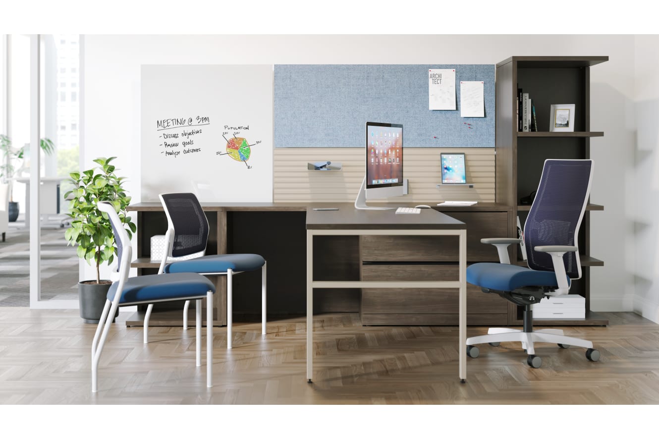 10500 Series Desk with Workwall tiles and blue Ignition seating