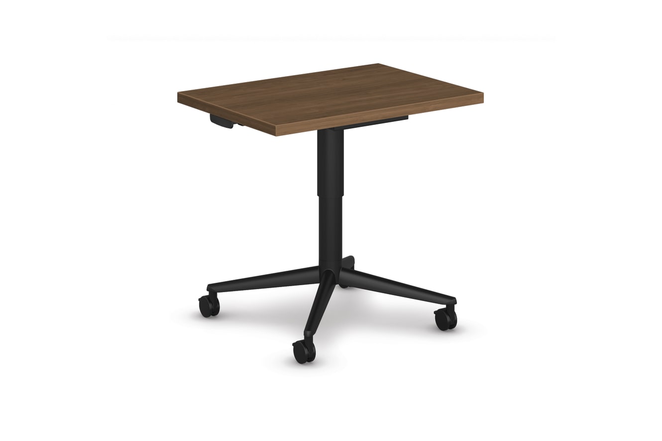 Huddle table