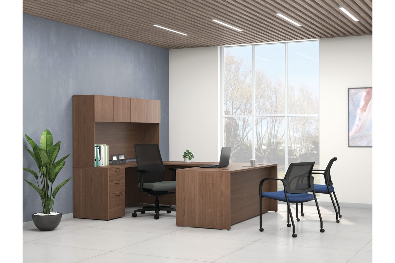 A private office environment featuring Mod desk and Ignition seating.