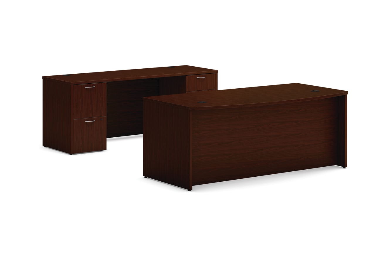 Mod executive station in Traditional Mahogany