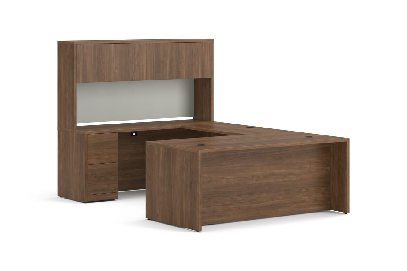 10500 Series U Desk in  Pinnacle Laminate.