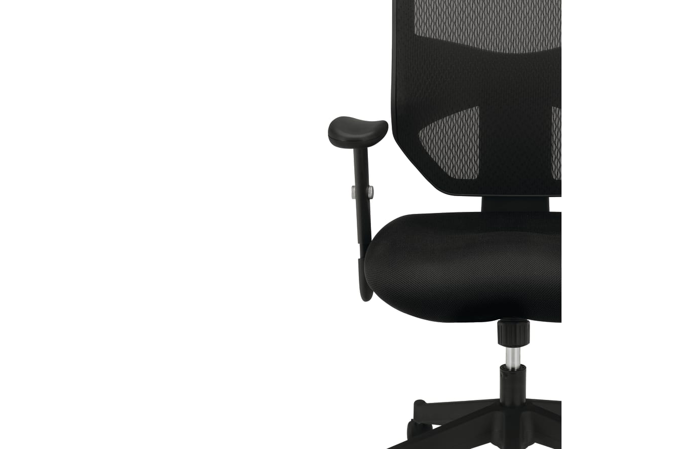 Prominent mesh task chair in Black