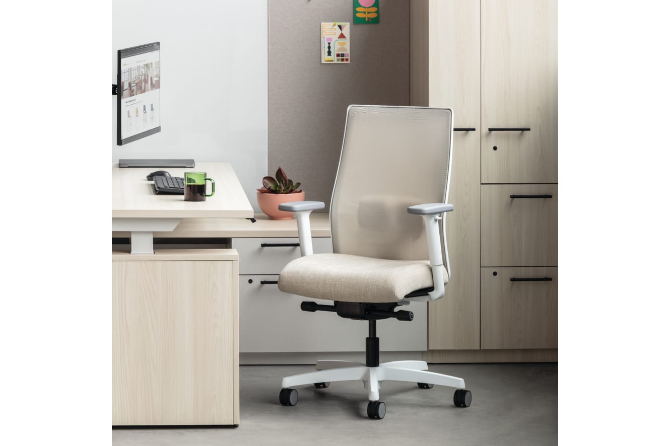 Ignition Spectrum Mesh Chairs