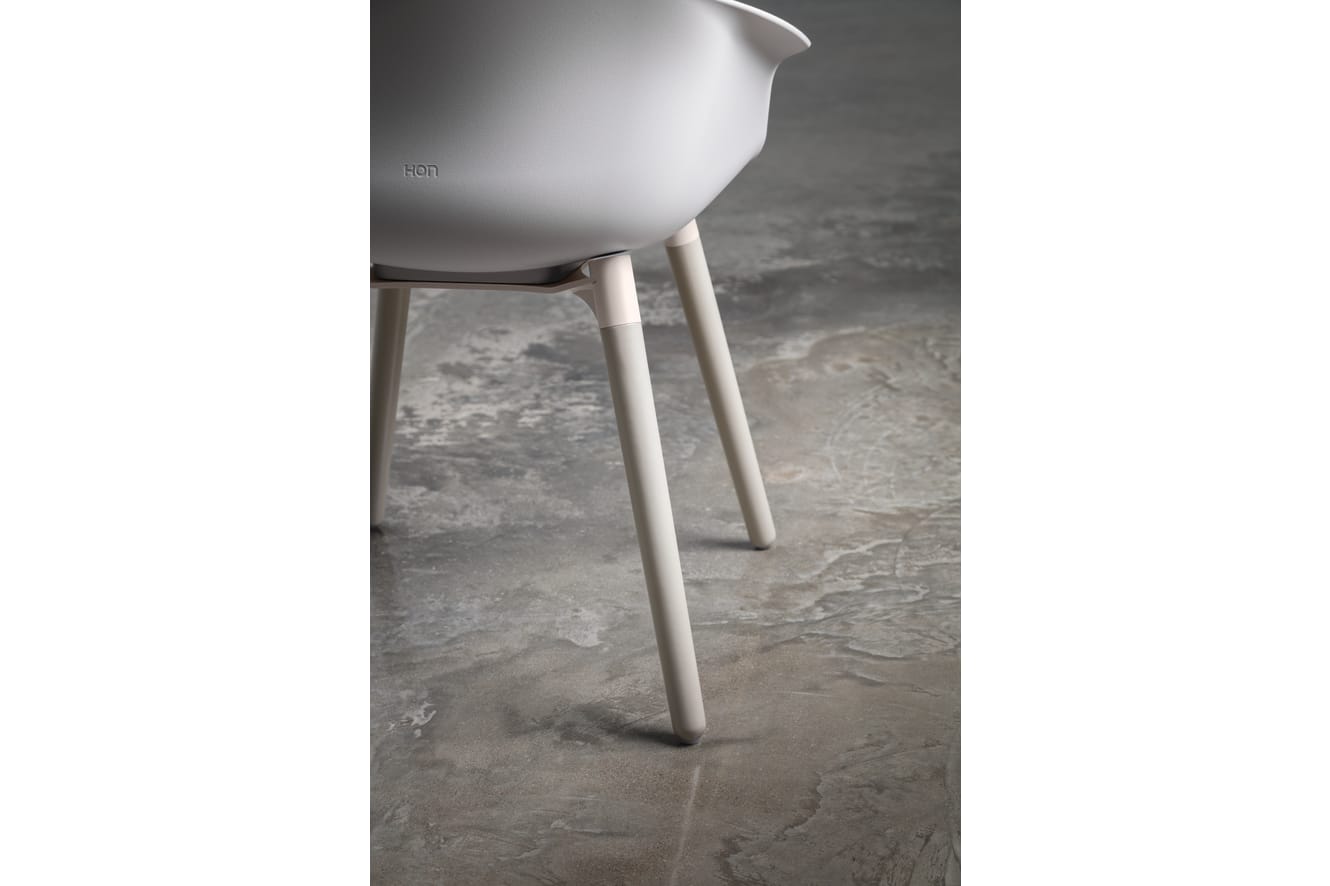 HON-600-Brim-WoodLeg-002