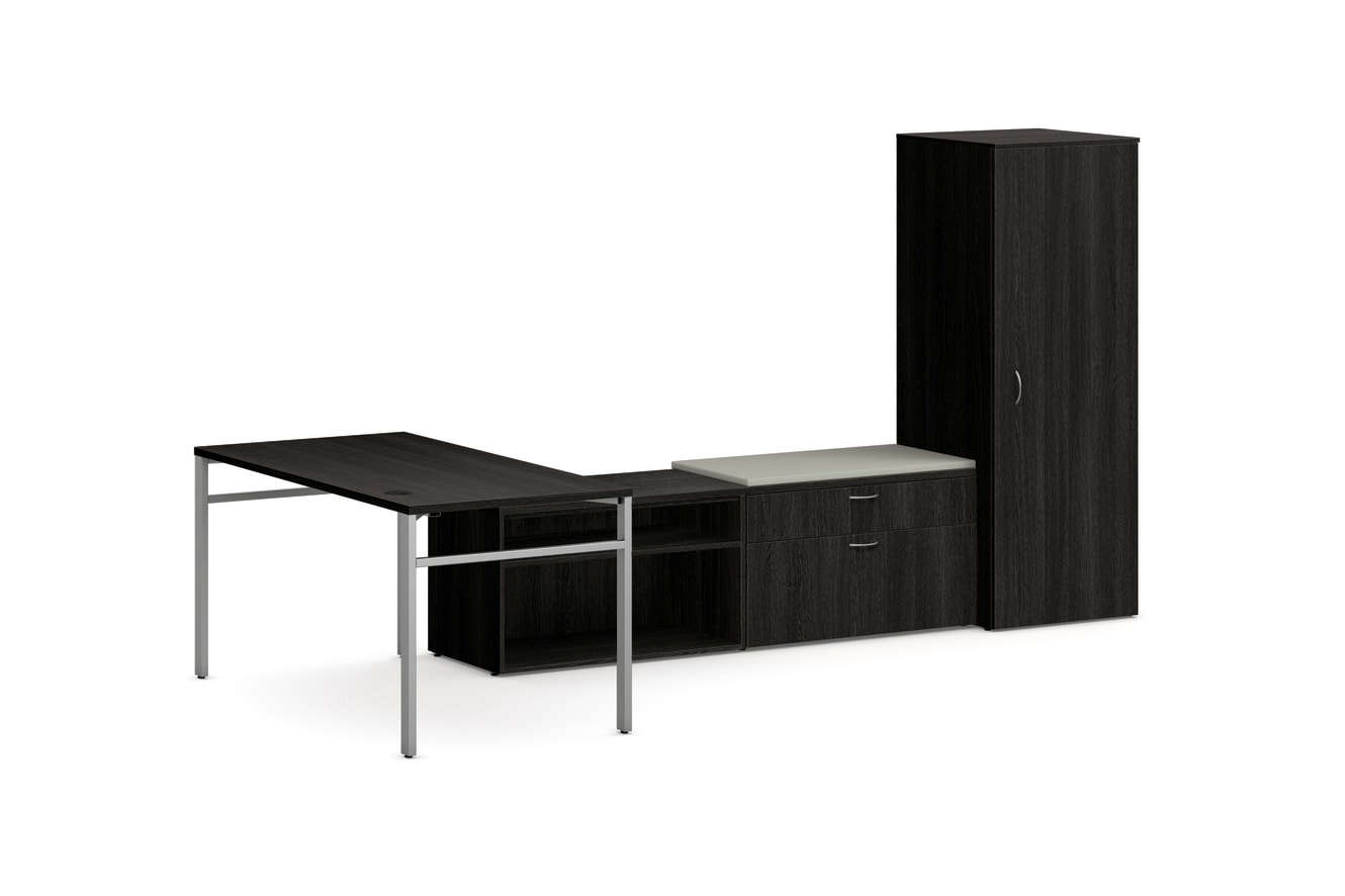 Mod l-station desk with storage