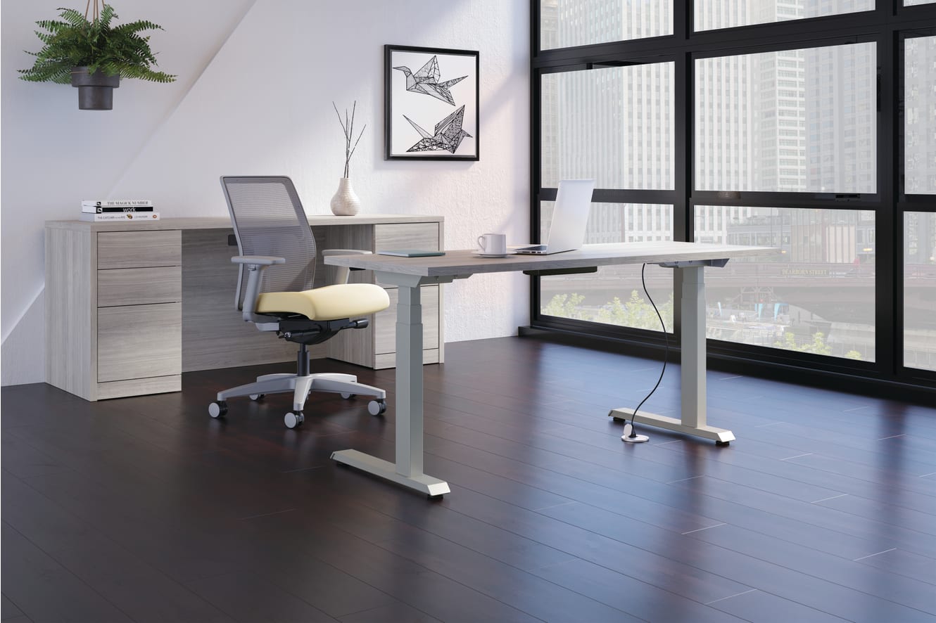 Ignition Chair with Coordinate Height Adjustable Table.