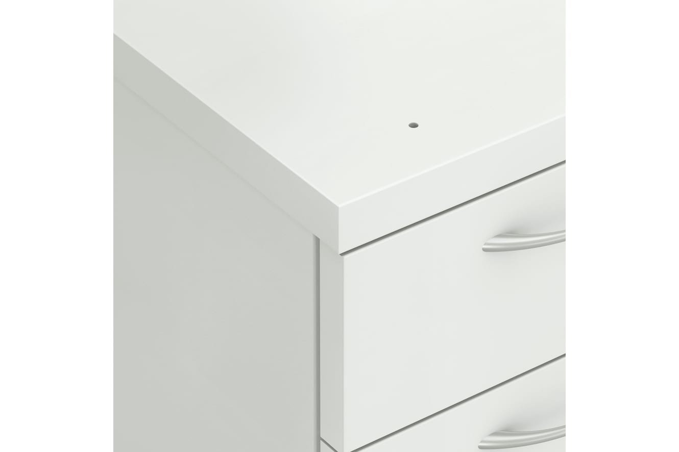Flagship mobile pedestal corner
