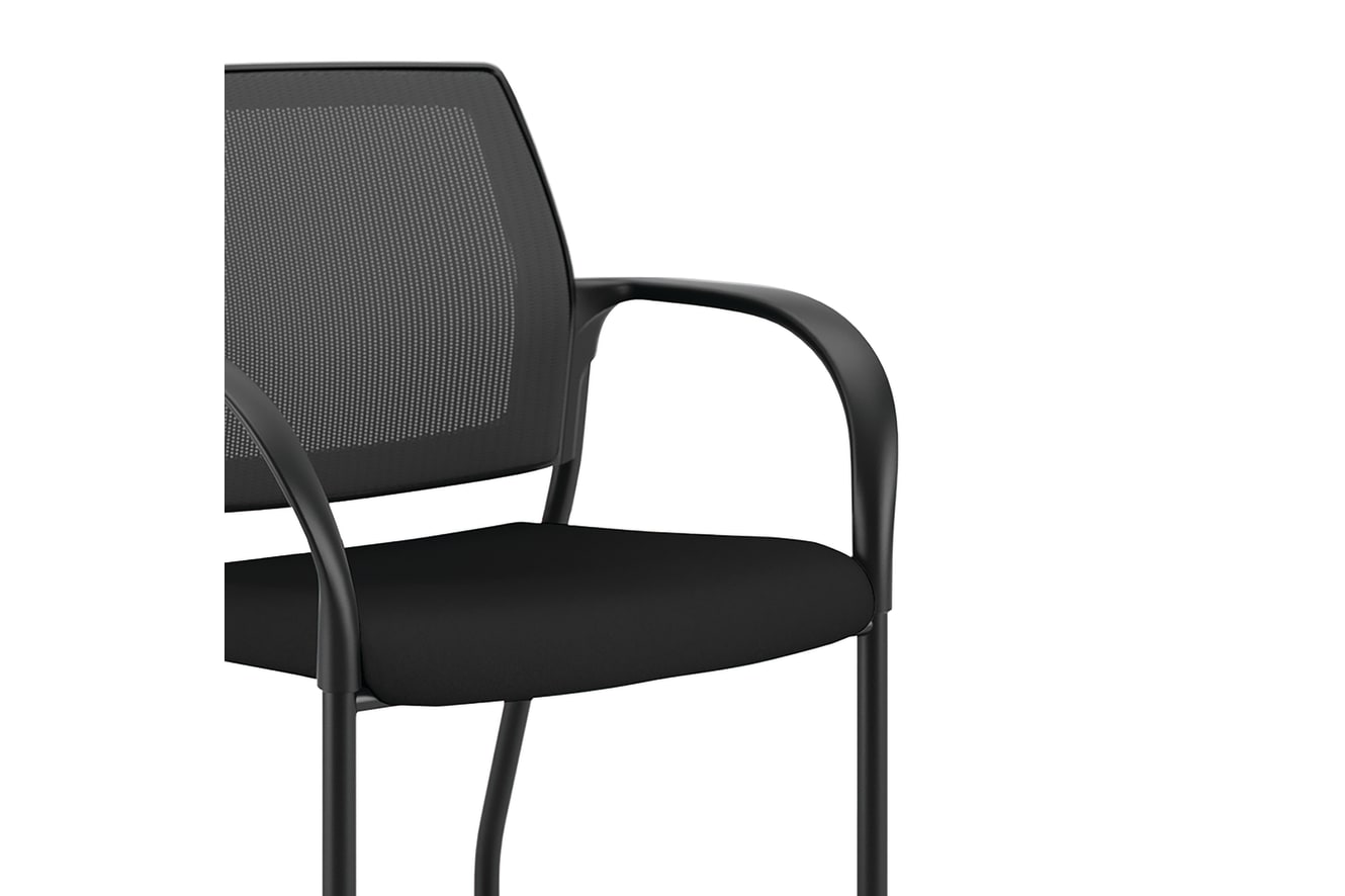 Ignition mesh guest chair in Black